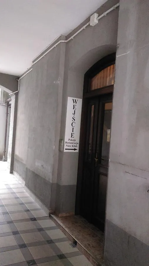 Nasz Klub - Pokoje Goscinne Poznan Bed & Breakfast