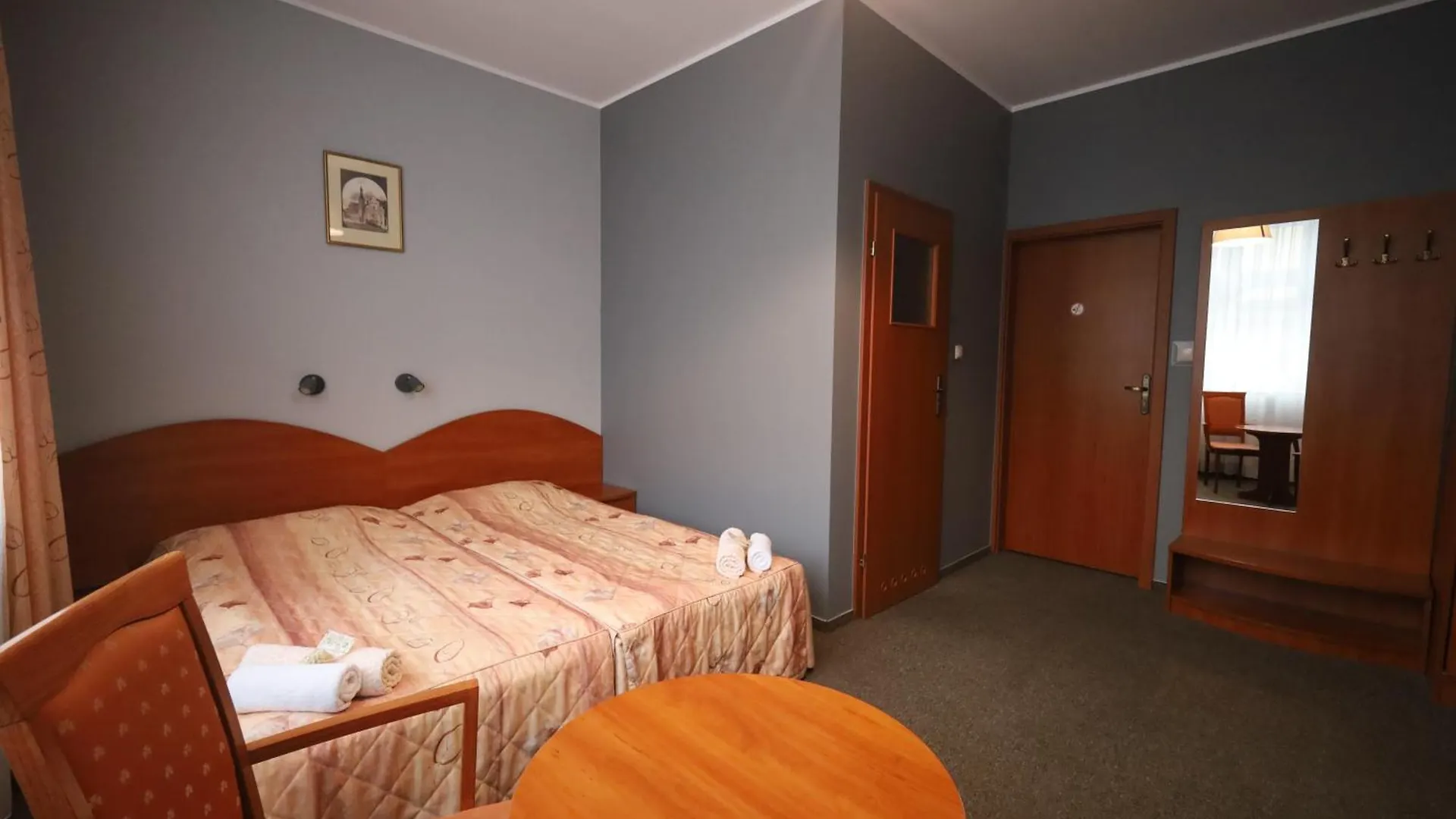 Nasz Klub - Pokoje Goscinne Poznan Bed and breakfast