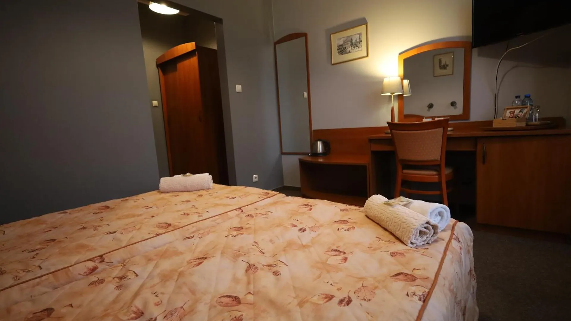 Nasz Klub - Pokoje Goscinne Poznan Bed and breakfast